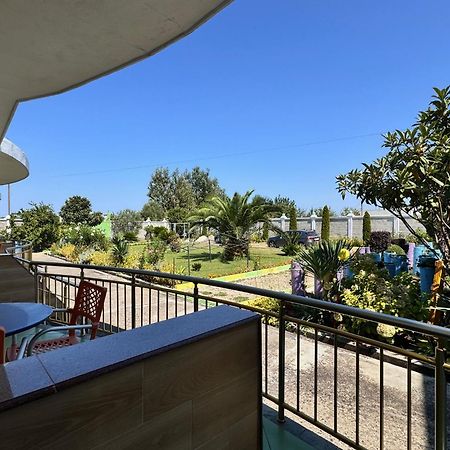 Ponari Apartments Rrotull Kültér fotó